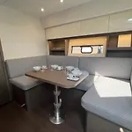 Ботель Puissance, Elegance Et Style, Yacht A Довиль