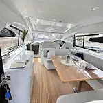 Puissance, Elegance Et Style, Yacht A