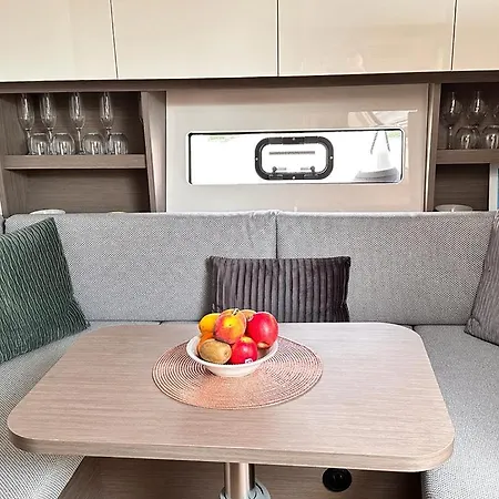 Puissance, Elegance Et Style, Yacht A * Deauville