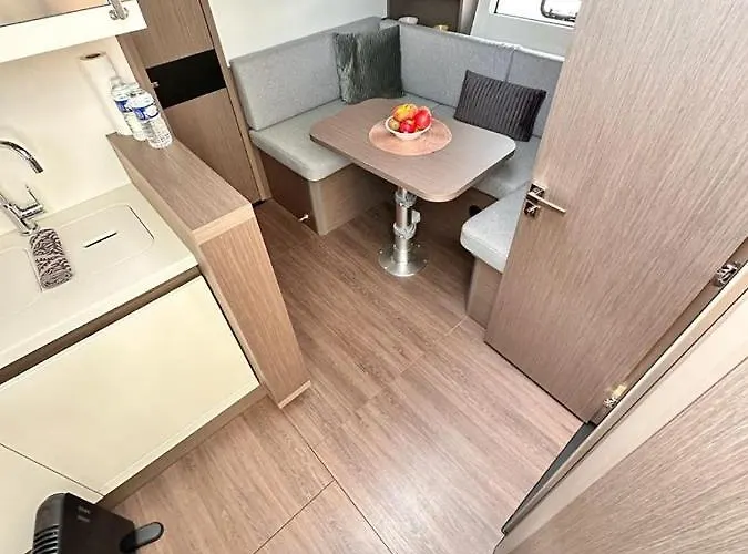 ספינת מלון Puissance, Elegance Et Style, Yacht A *